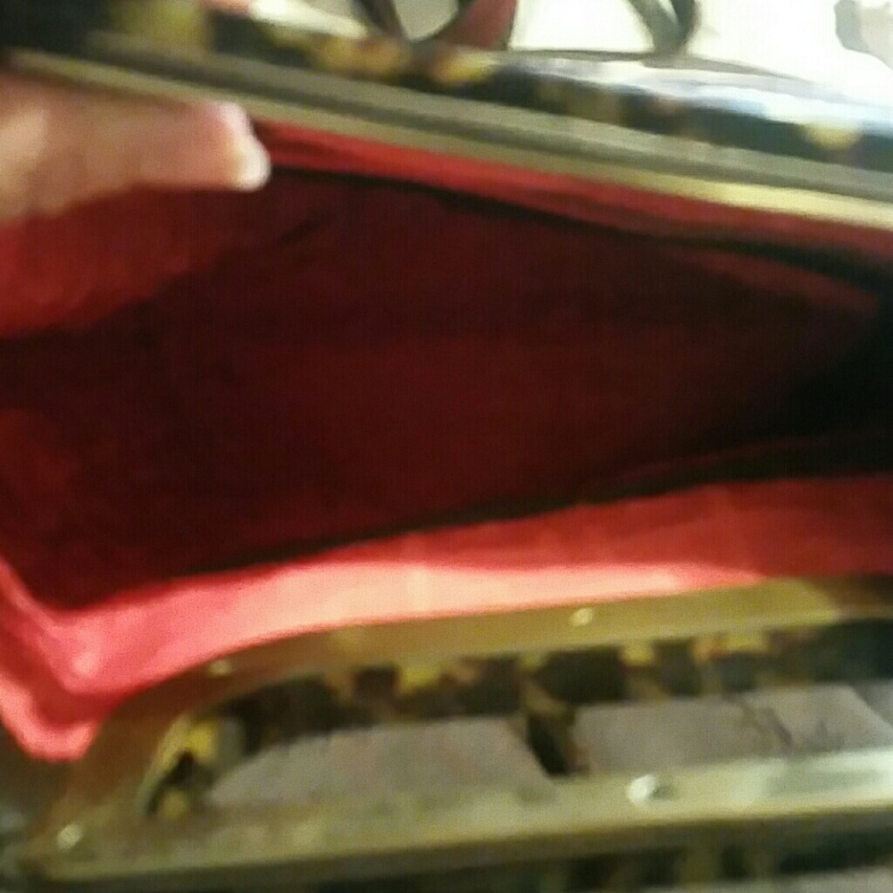 Handbag - Picture 5 of 5